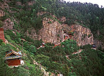 《杀手3》Steam版发售 因为涨价导致玩家差评如潮